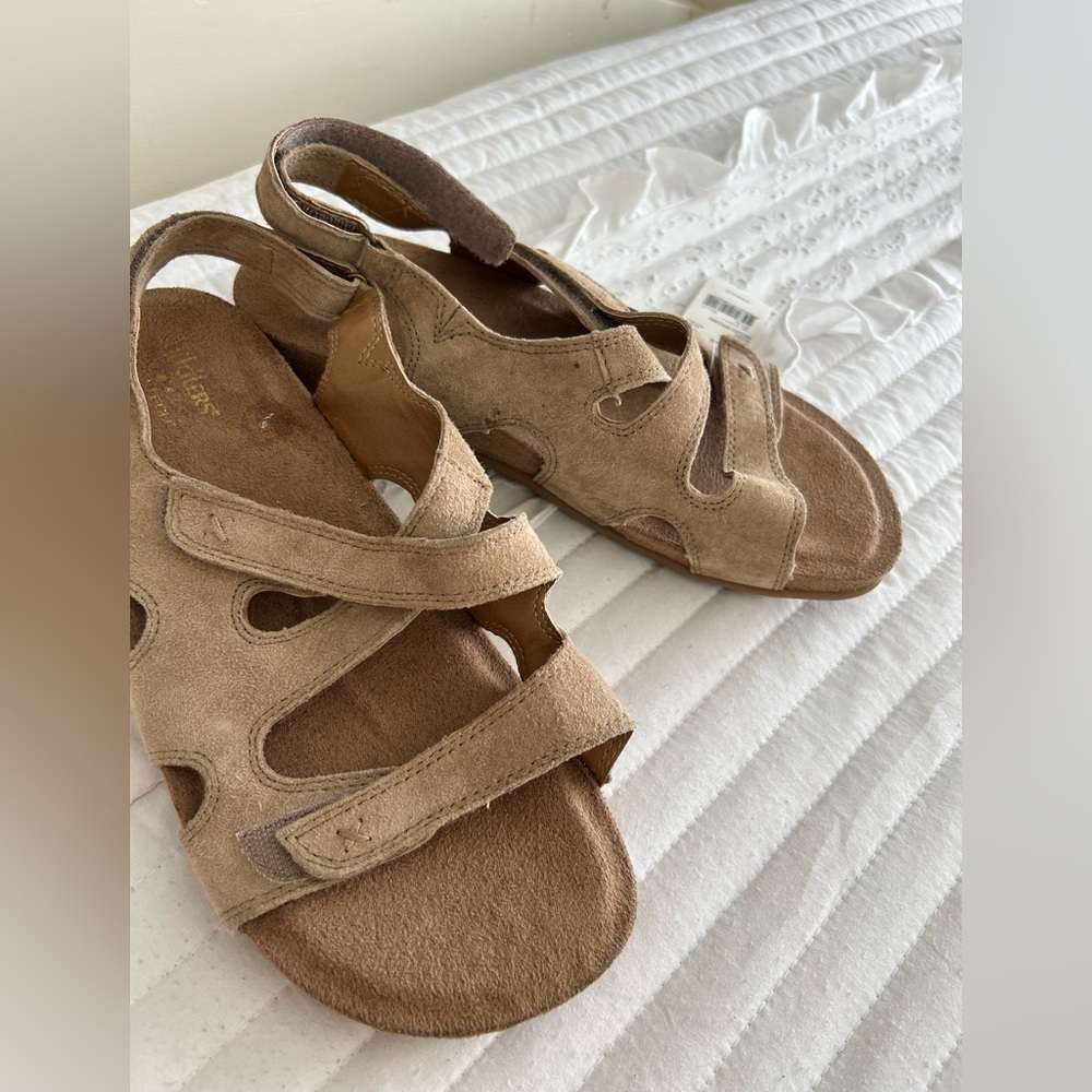 Women's Tan Sandals